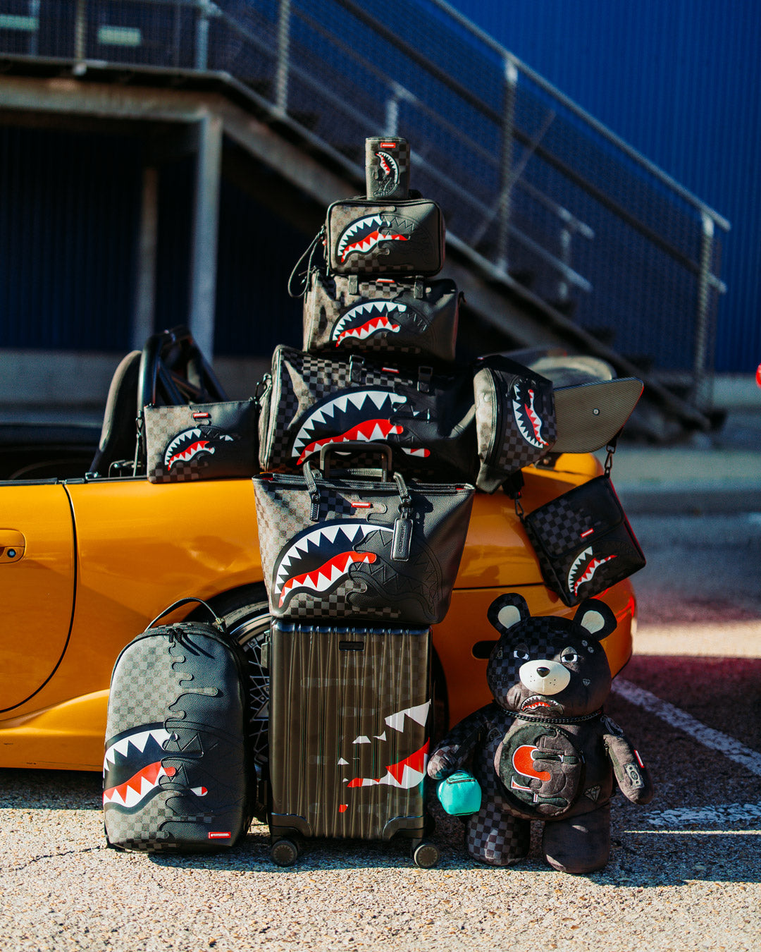 SPRAYGROUND® TOTE UNFINISHED SHARK TOTE